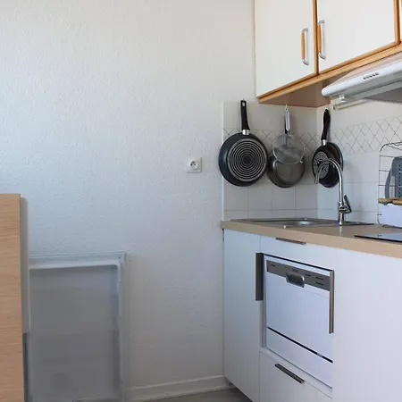 Appartement 2 Pieces - - Lr240-602